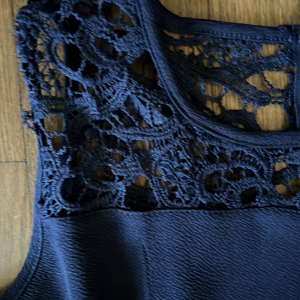 Romper Size Large - Picture 4 of 7